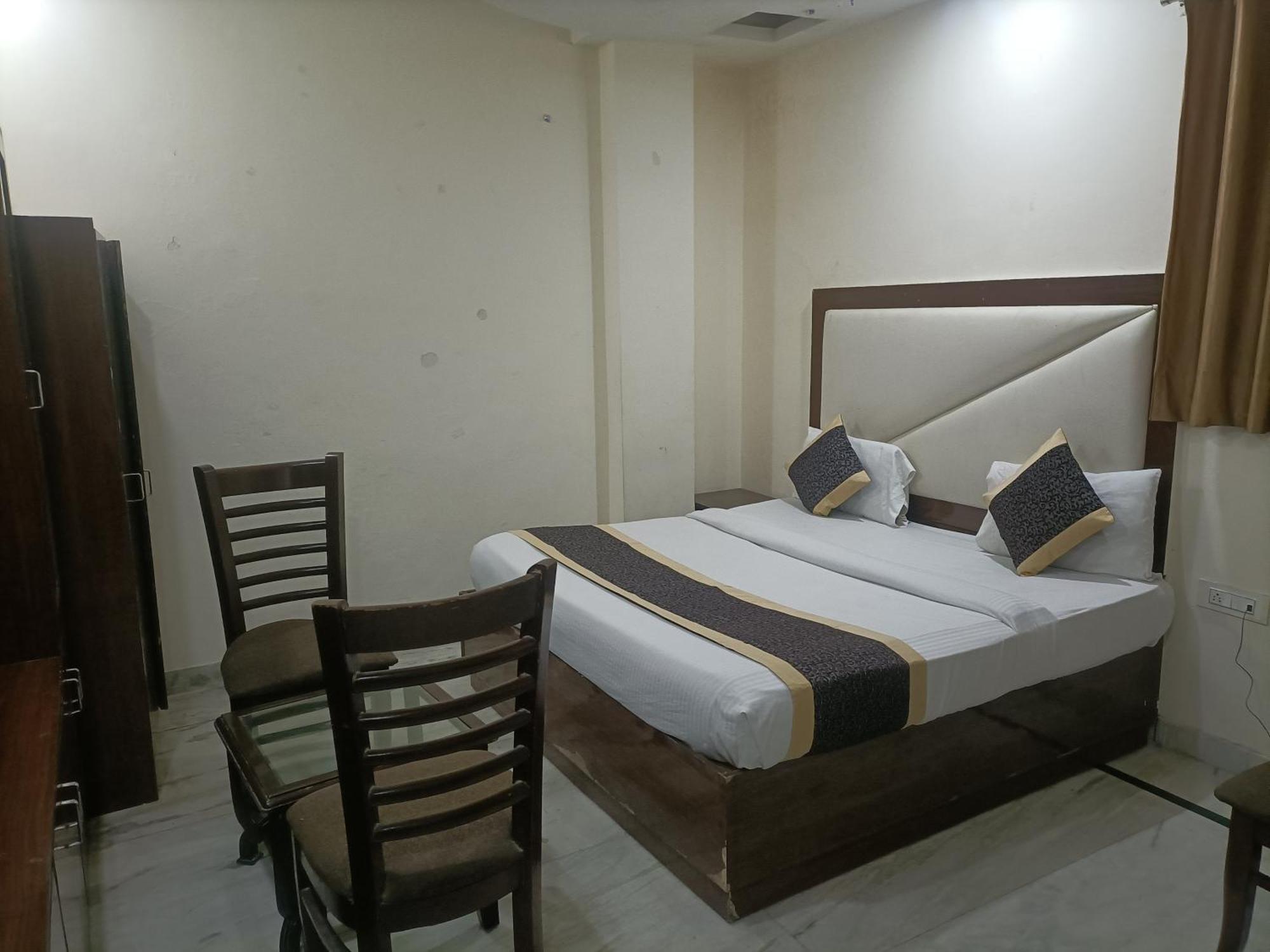 Hotel Ringer New Delhi Eksteriør bilde